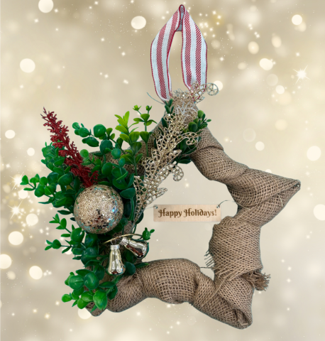 A picture of the Star Wreath for the December Studio2Go craft.